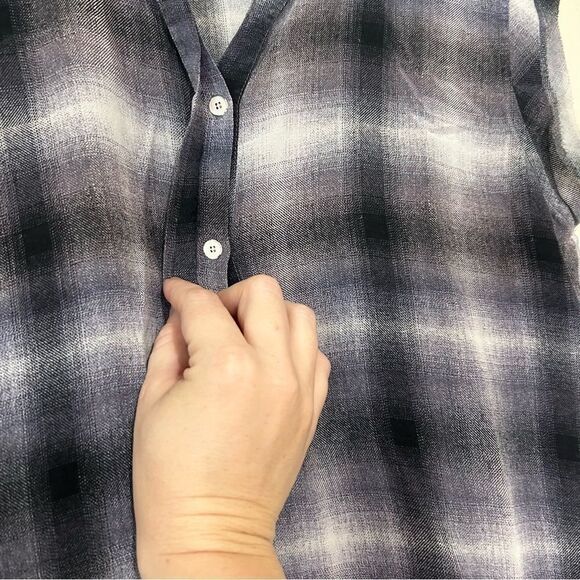 Rebecca Taylor Plaid Gray & White Silk Placket Top SIZE 0 - Picture 4 of 7